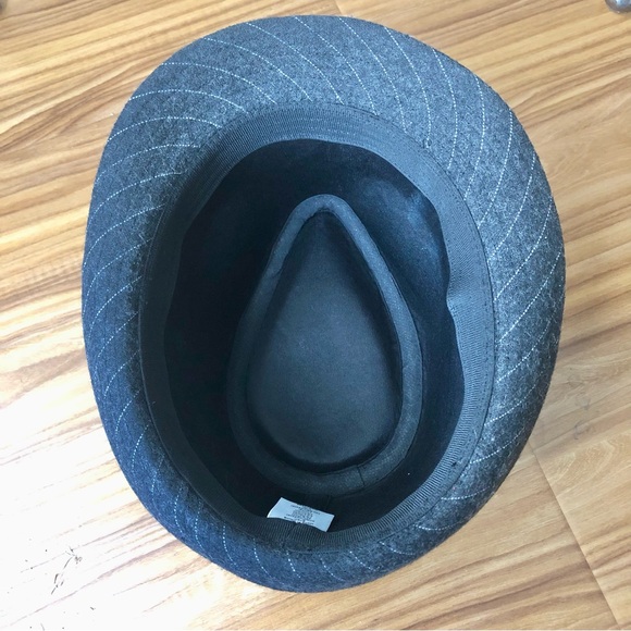Dark gray pinstripe fedora - Picture 5 of 6